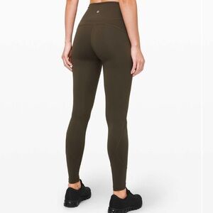Lululemon in movement crops 25”